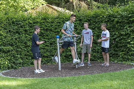 Markt Bad Abbach Kurpark Fitness-Gerätepark Foto: altrofoto.de
