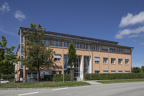 Markt Bad Abbach Rathaus Raiffeisenstraße 72 93077 Bad Abbach Foto: altrofoto.de