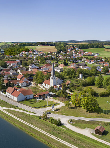 Luftaufnahme des Bad Abbacher Ortsteiles Poikam