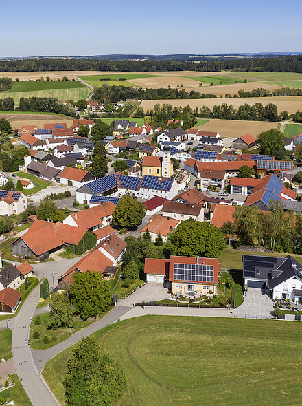 Luftaufnahme des Bad Abbacher Ortsteiles Saalhaupt