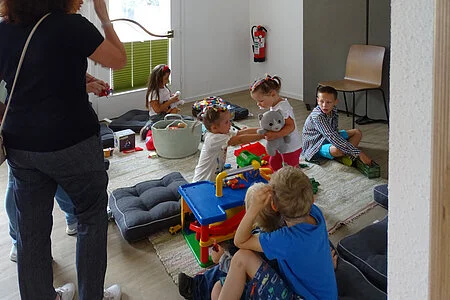 Selbstverständlich sind auch Kinder im Internationalen Café herzlich willkommen