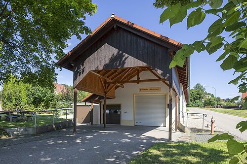 Das Feuerwehrhaus in Poikam