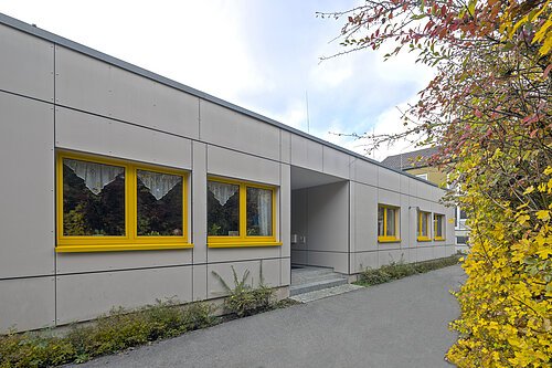 Außenansicht des Kindergarten St. Nikolaus in Bad Abbach