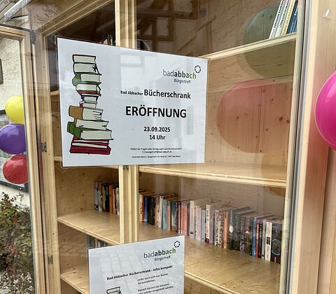 Bücherschrank