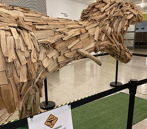 Dinosaurier Fraxinusaurus im Kurhaus Bad Abbach