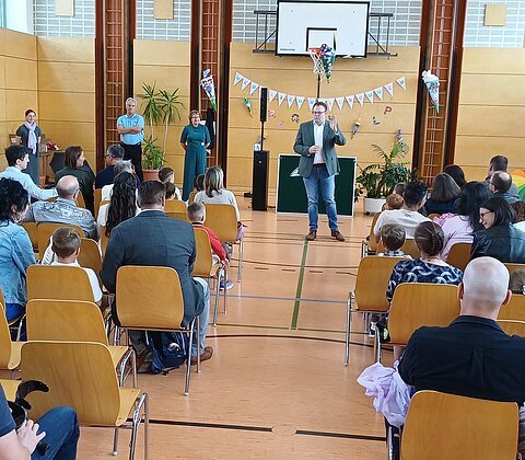 Schulstart an der AGS - Begrüßung der Erstklässler